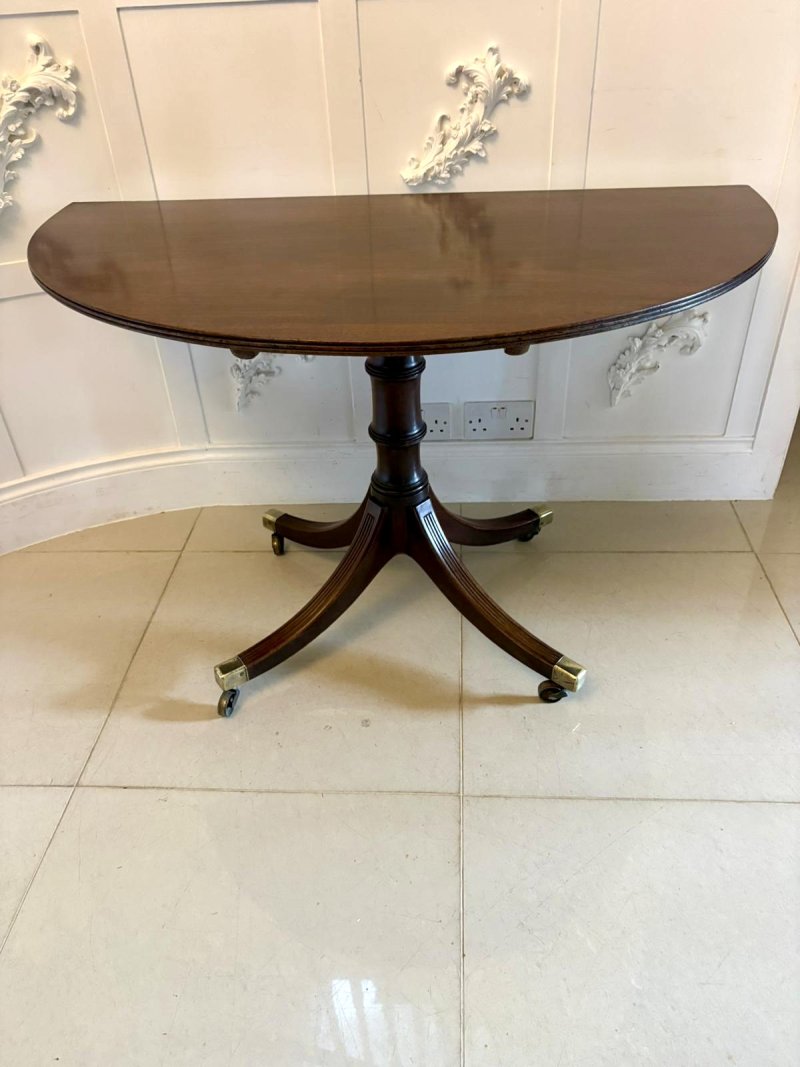 Antique Georgian Mahogany Triple Pillar Dining Table 12–14 Seater Extending with Two Leaves - Image 16